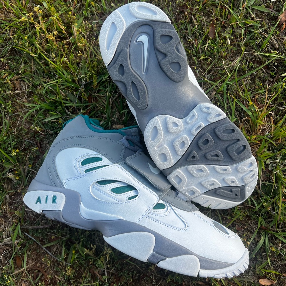 CLEAN Nike 13 Mens Air Diamond Turf 2 Clearwater Grey shoes